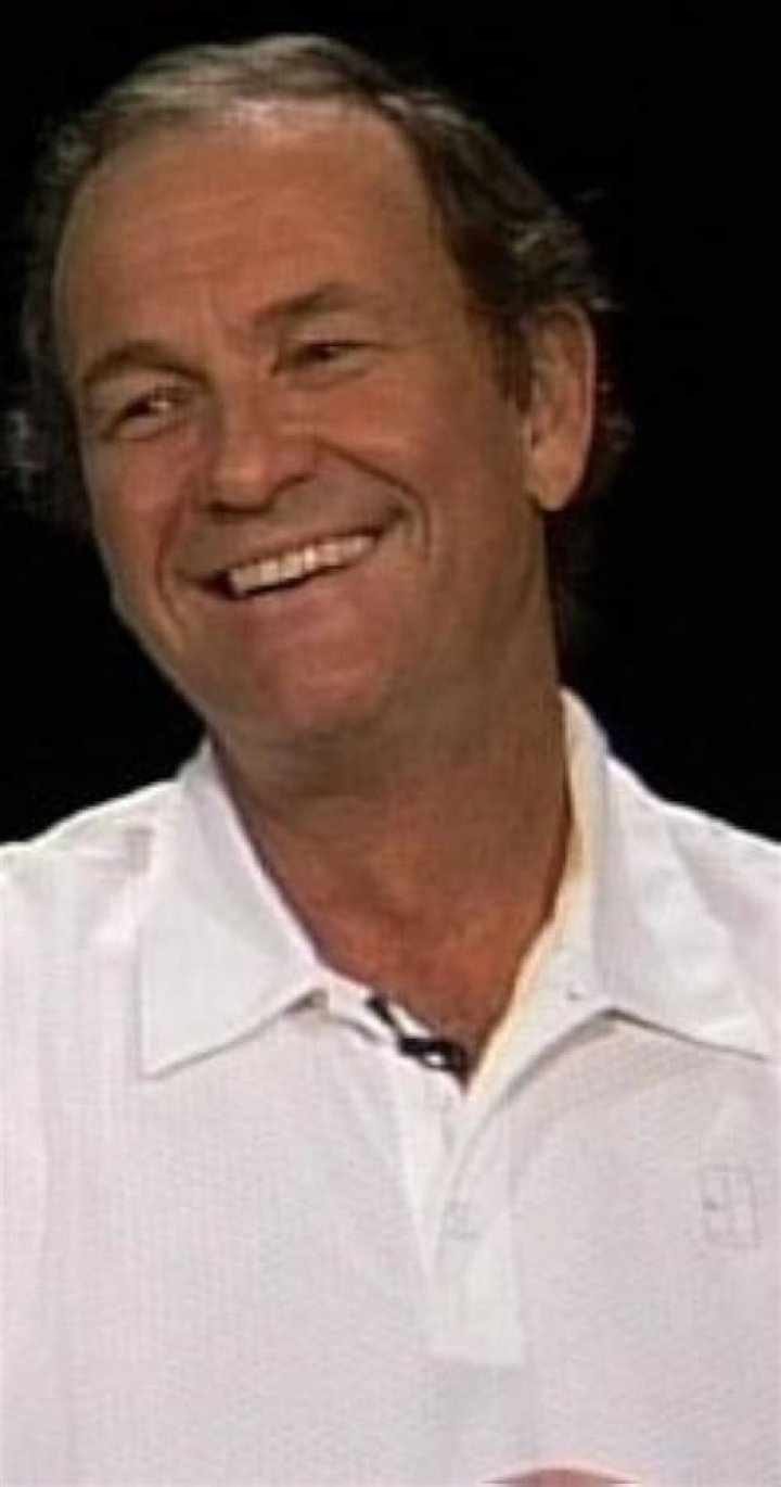 Cliff Drysdale Biography, Age, Height, Husband, Net Worth, Family