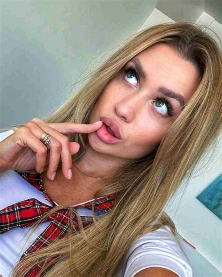 Marianela Nez Height, Weight, Net Worth, Age, Birthday, Wikipedia, Who, Nationality, Biography
